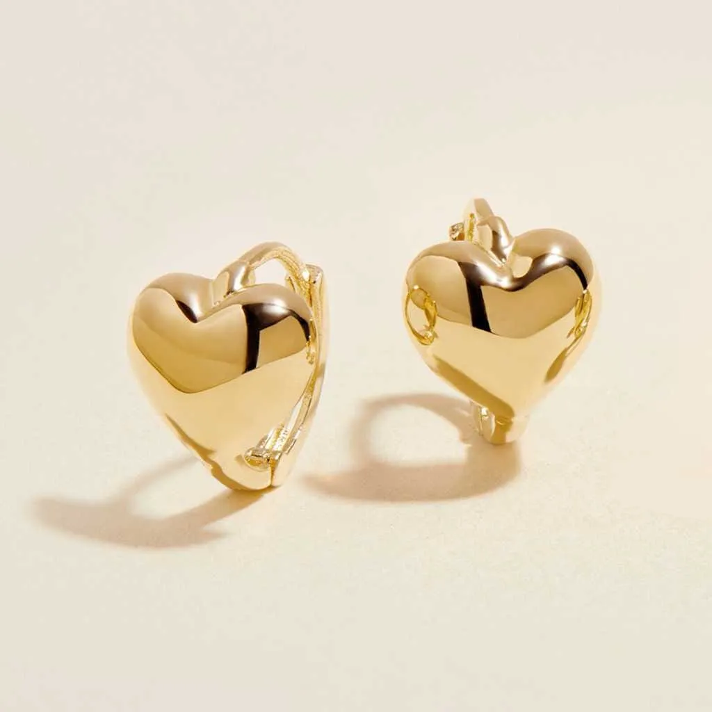 Bae heart midi huggie earrings