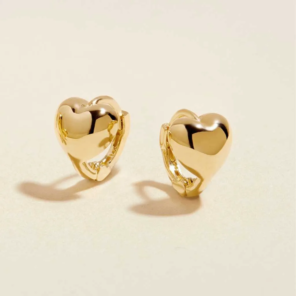 Boo heart mini huggie earrings